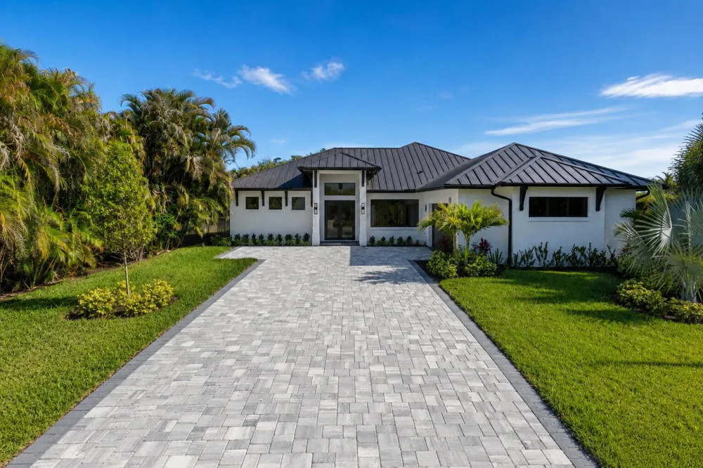 513 SW South Carolina Drive Stuart, FL 34994