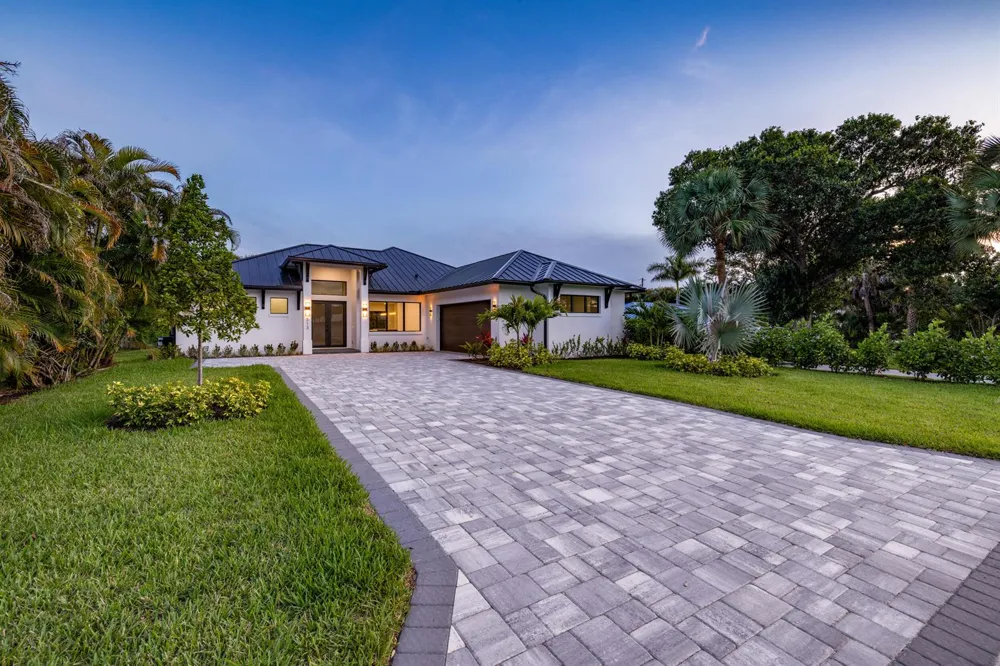 513 SW South Carolina Drive Stuart, FL 34994