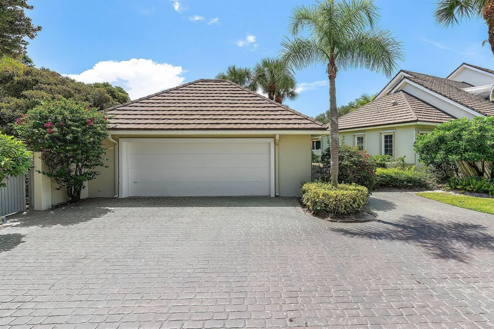 2584 Muirfield Court Wellington, FL 33414