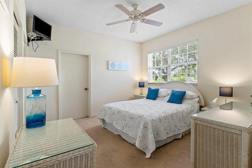 2584 Muirfield Court Wellington, FL 33414