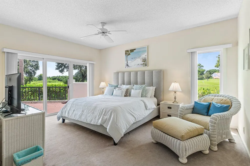 2584 Muirfield Court Wellington, FL 33414