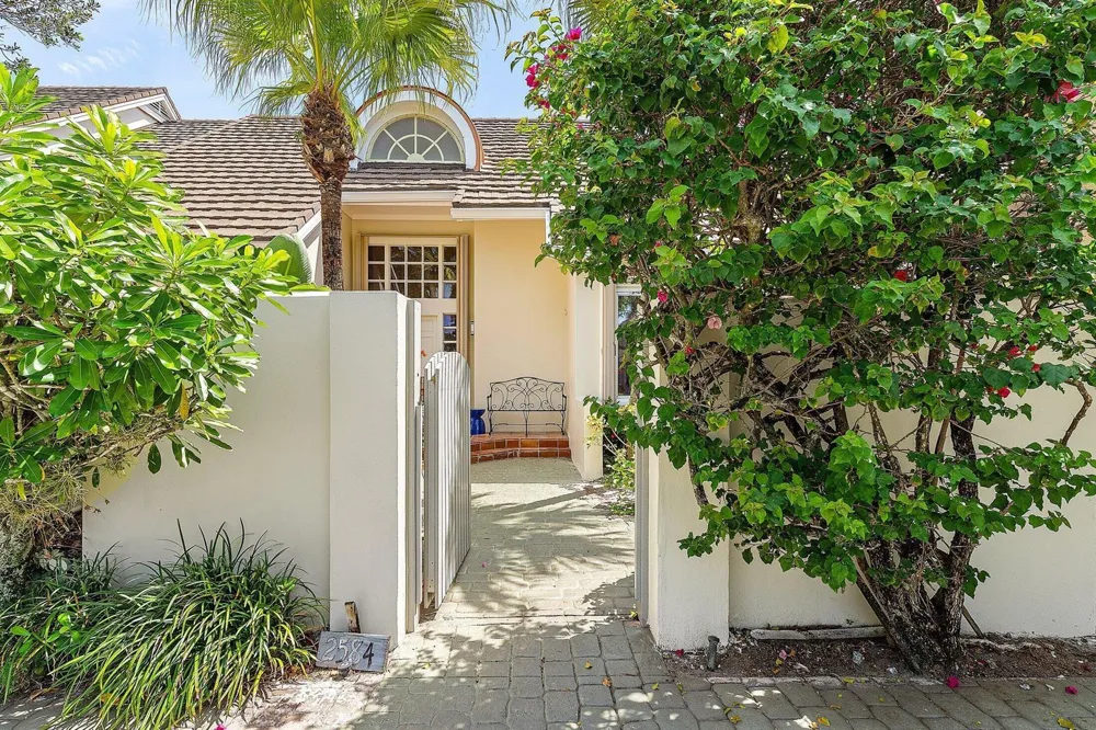 2584 Muirfield Court Wellington, FL 33414