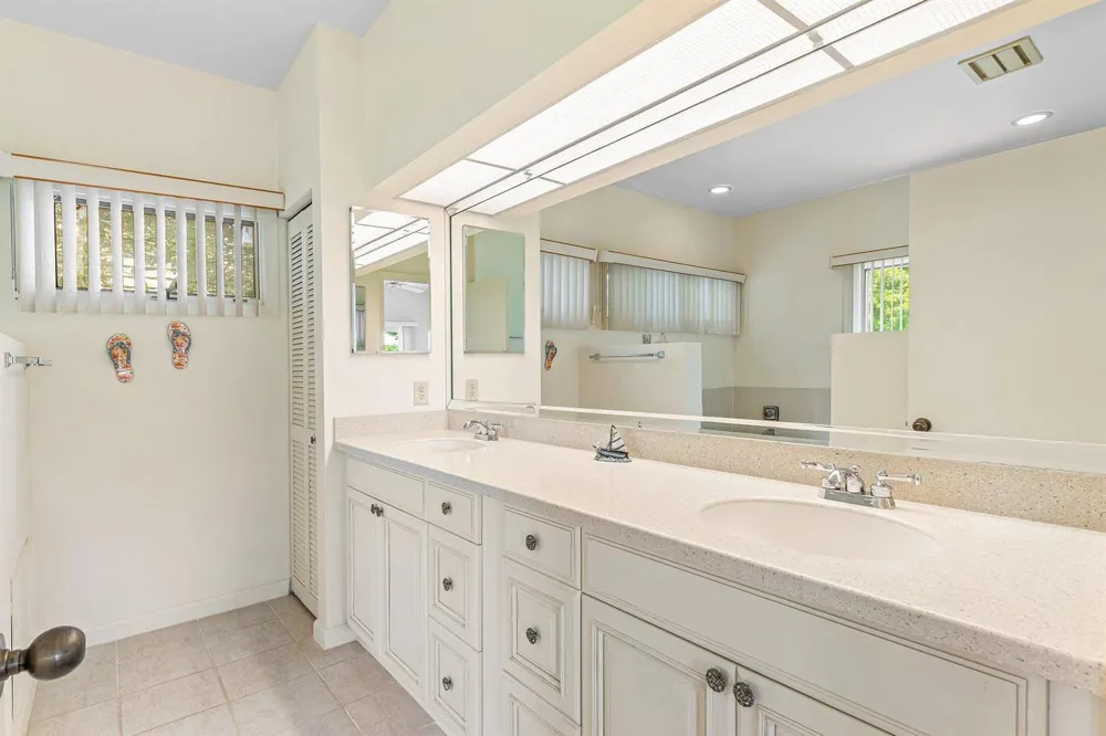 2584 Muirfield Court Wellington, FL 33414