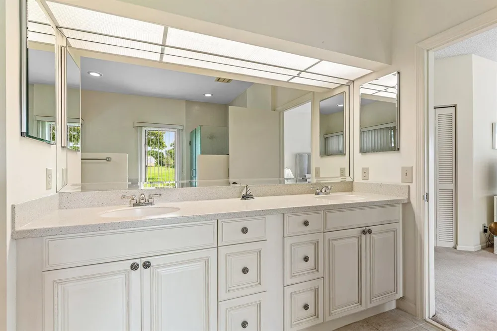 2584 Muirfield Court Wellington, FL 33414