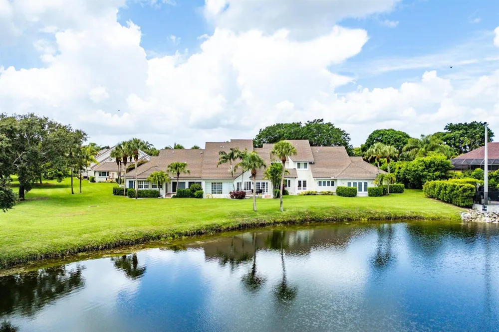 2584 Muirfield Court Wellington, FL 33414