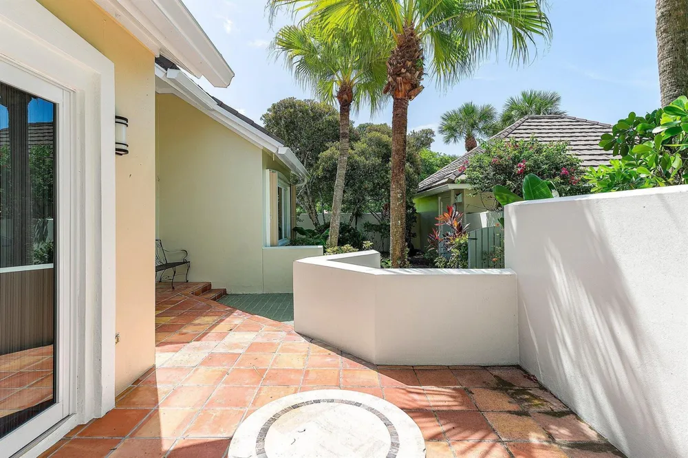 2584 Muirfield Court Wellington, FL 33414