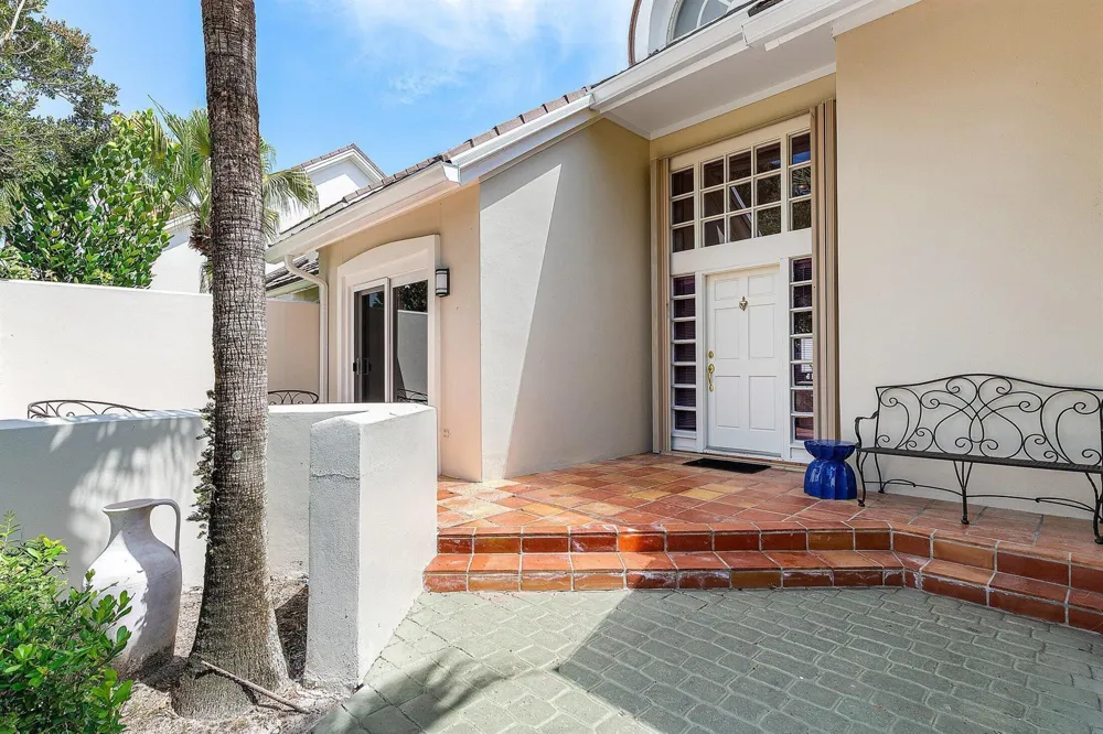 2584 Muirfield Court Wellington, FL 33414