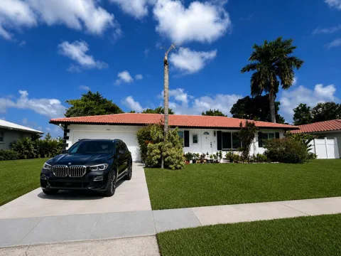 3464 NW 26th Avenue