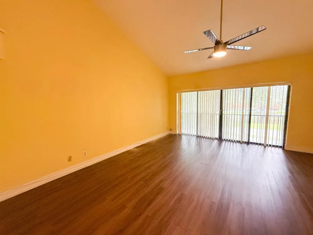 4567 NW 90th Avenue Sunrise, FL 33351