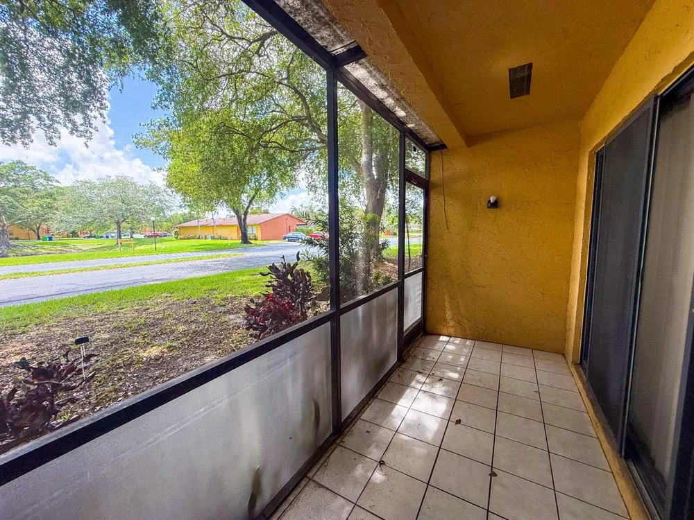 4567 NW 90th Avenue Sunrise, FL 33351