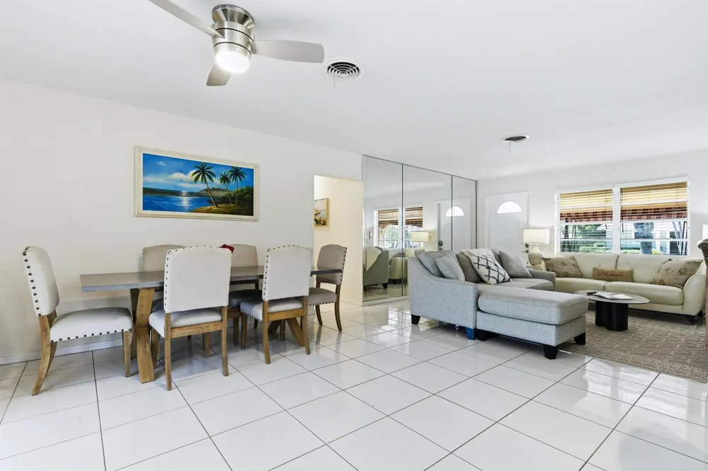 8455 SE Palm Street Hobe Sound, FL 33455