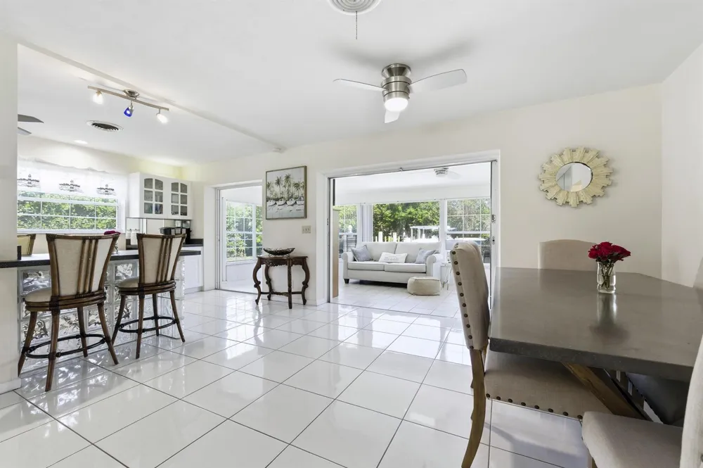 8455 SE Palm Street Hobe Sound, FL 33455