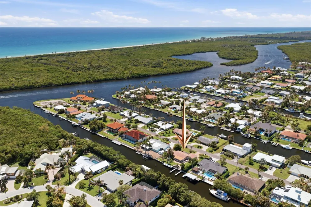 8455 SE Palm Street Hobe Sound, FL 33455