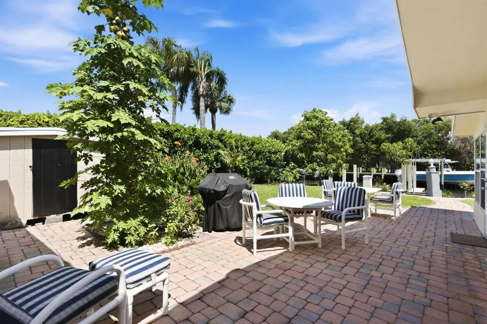 8455 SE Palm Street Hobe Sound, FL 33455