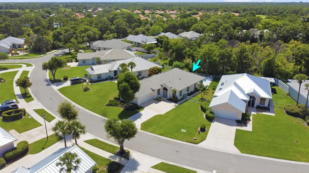 7756 SE Bay Cedar Circle Hobe Sound, FL 33455