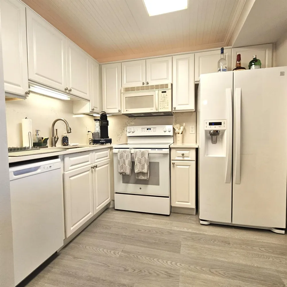 1357 NE Ocean Boulevard #215 Stuart, FL 34996