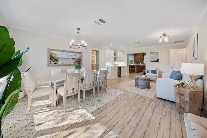 500 Sunrise Way Juno Beach, FL 33408