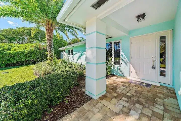 500 Sunrise Way Juno Beach, FL 33408