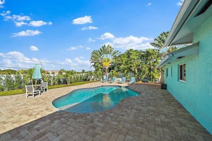 500 Sunrise Way Juno Beach, FL 33408