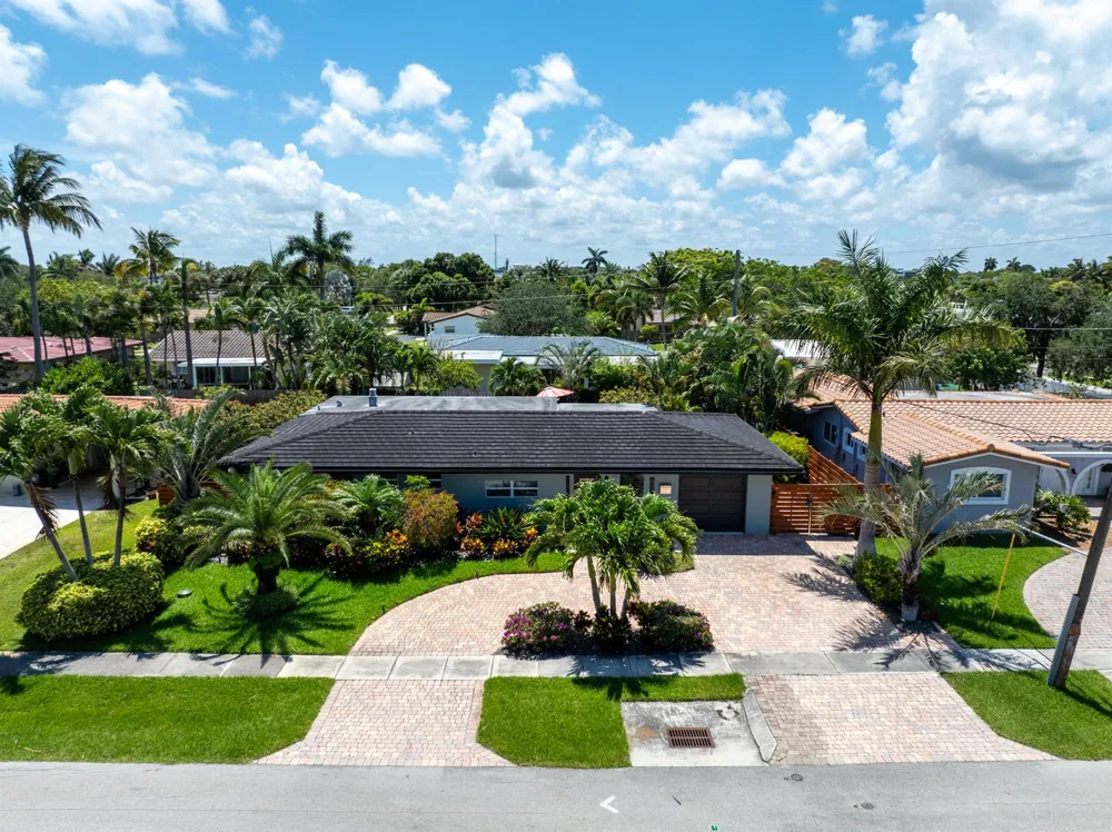 5041 NE 24th Avenue Lighthouse Point, FL 33064