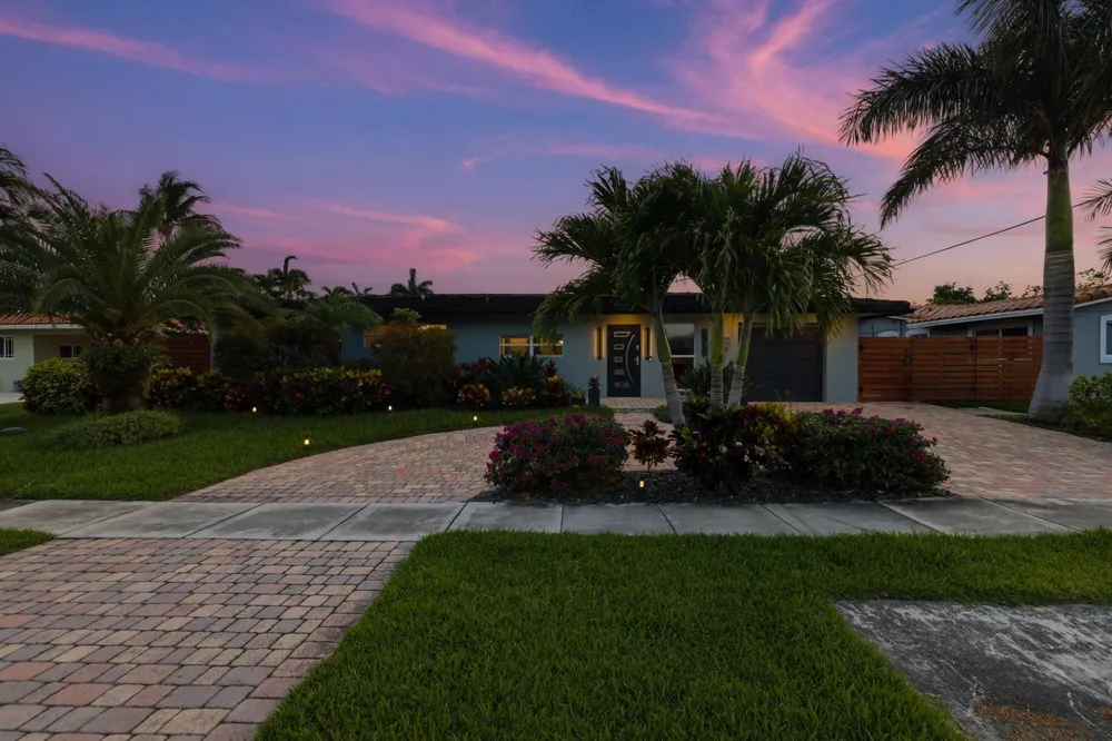 5041 NE 24th Avenue Lighthouse Point, FL 33064