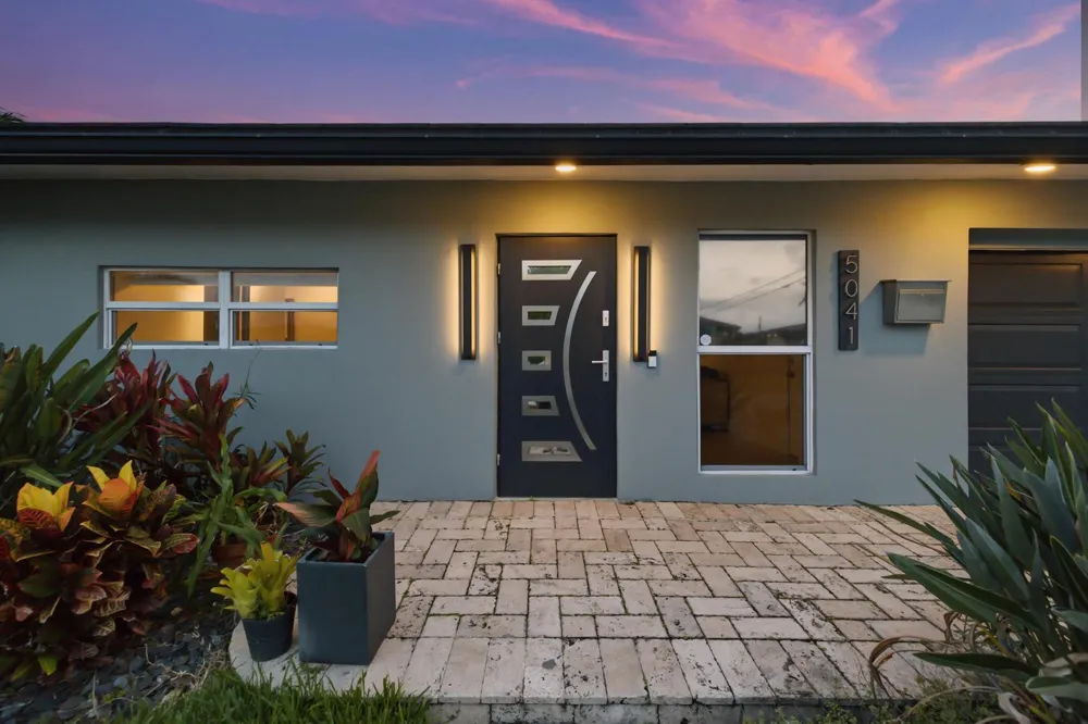5041 NE 24th Avenue Lighthouse Point, FL 33064