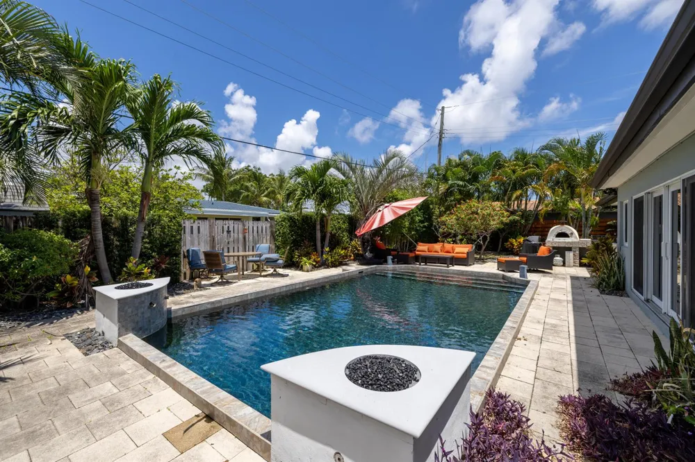 5041 NE 24th Avenue Lighthouse Point, FL 33064