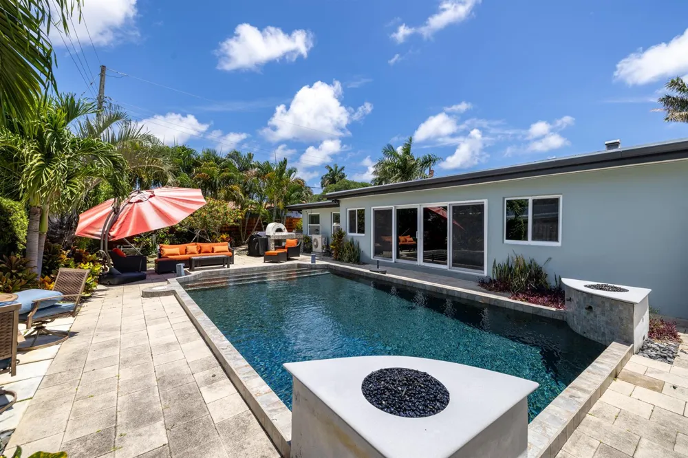 5041 NE 24th Avenue Lighthouse Point, FL 33064