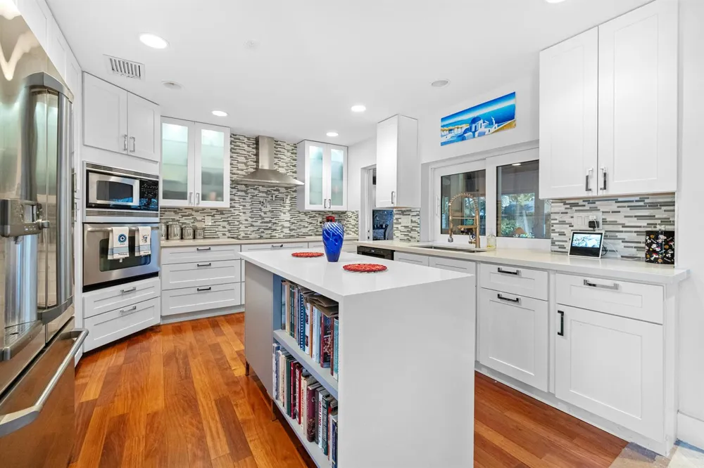 5041 NE 24th Avenue Lighthouse Point, FL 33064