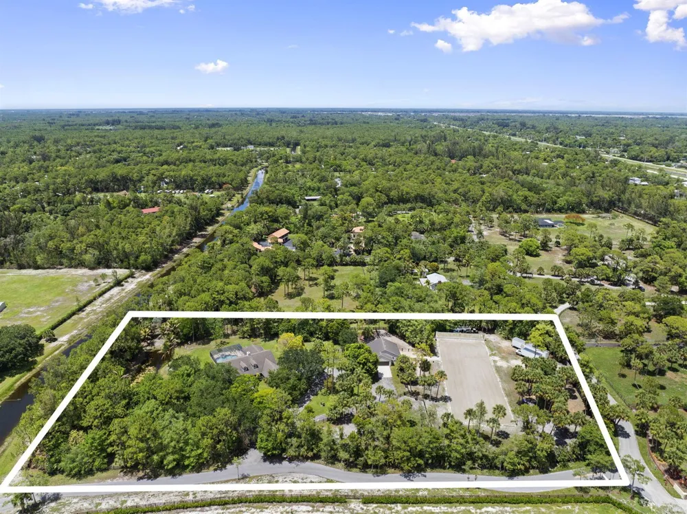 17225 Mare Lane Loxahatchee, FL 33470