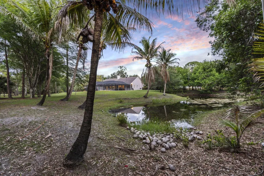 17225 Mare Lane Loxahatchee, FL 33470