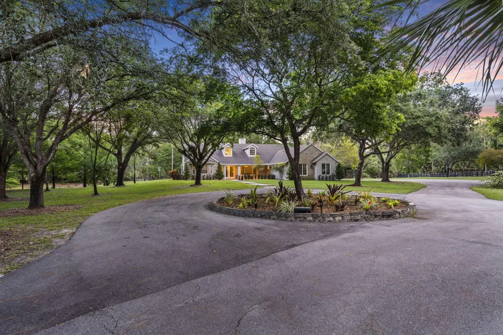 17225 Mare Lane Loxahatchee, FL 33470