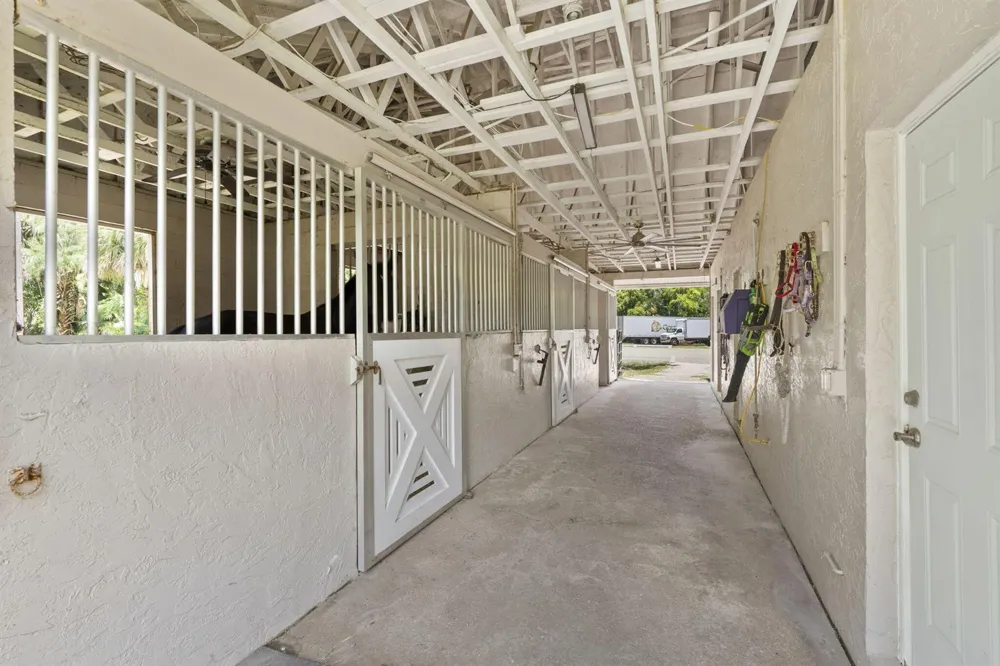 17225 Mare Lane Loxahatchee, FL 33470