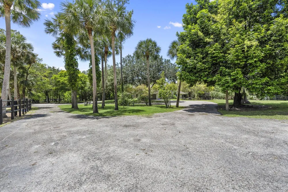 17225 Mare Lane Loxahatchee, FL 33470