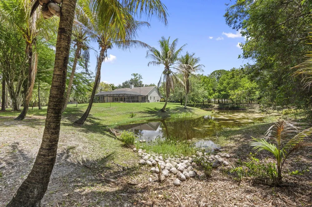 17225 Mare Lane Loxahatchee, FL 33470