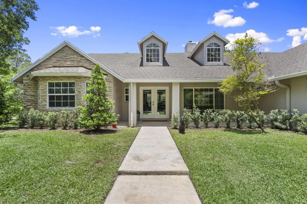 17225 Mare Lane Loxahatchee, FL 33470