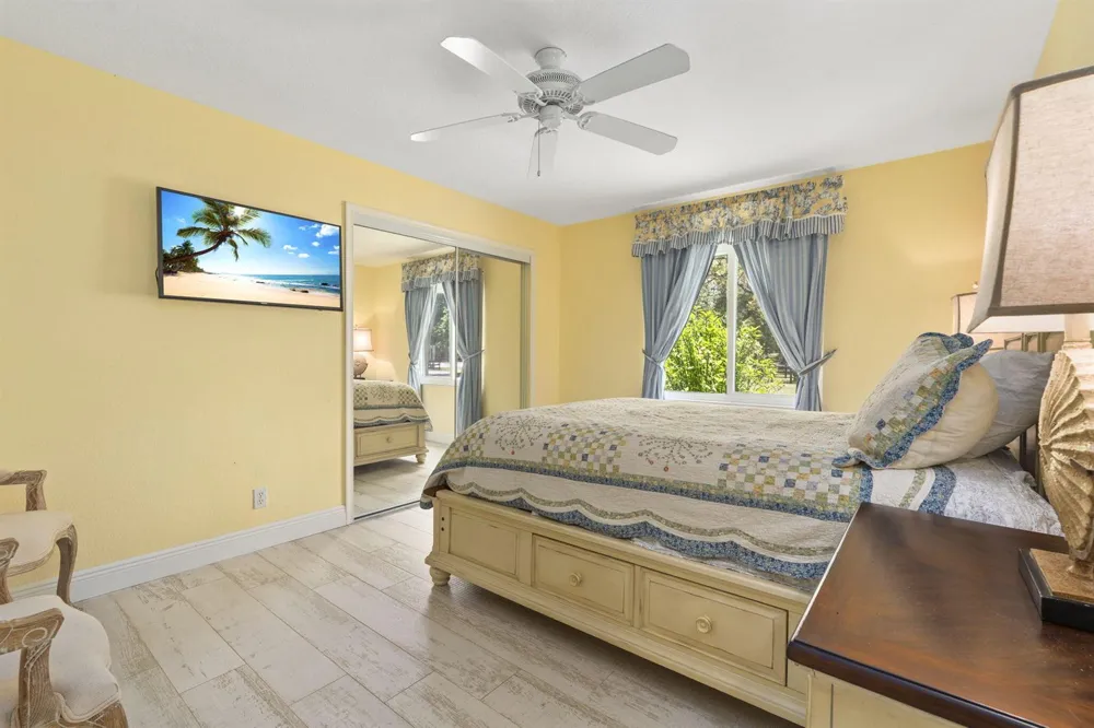 17225 Mare Lane Loxahatchee, FL 33470