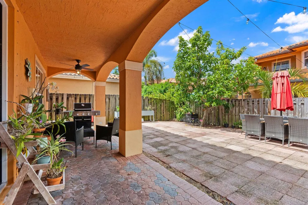 3144 SW 154th Place Miami, FL 33185