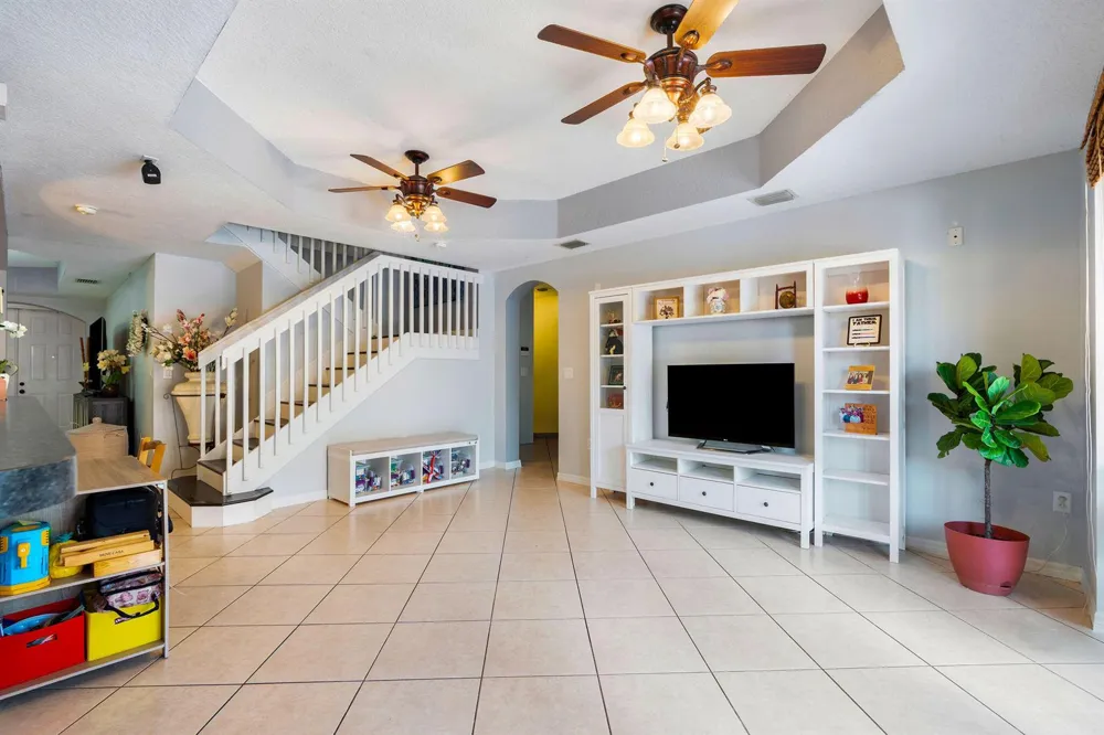 3144 SW 154th Place Miami, FL 33185