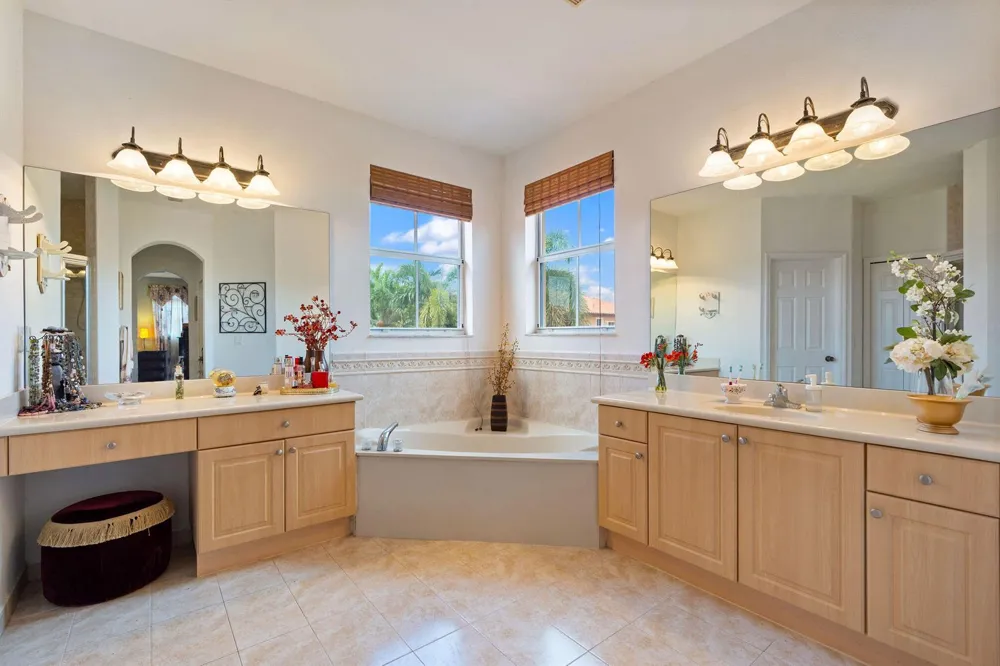 3144 SW 154th Place Miami, FL 33185