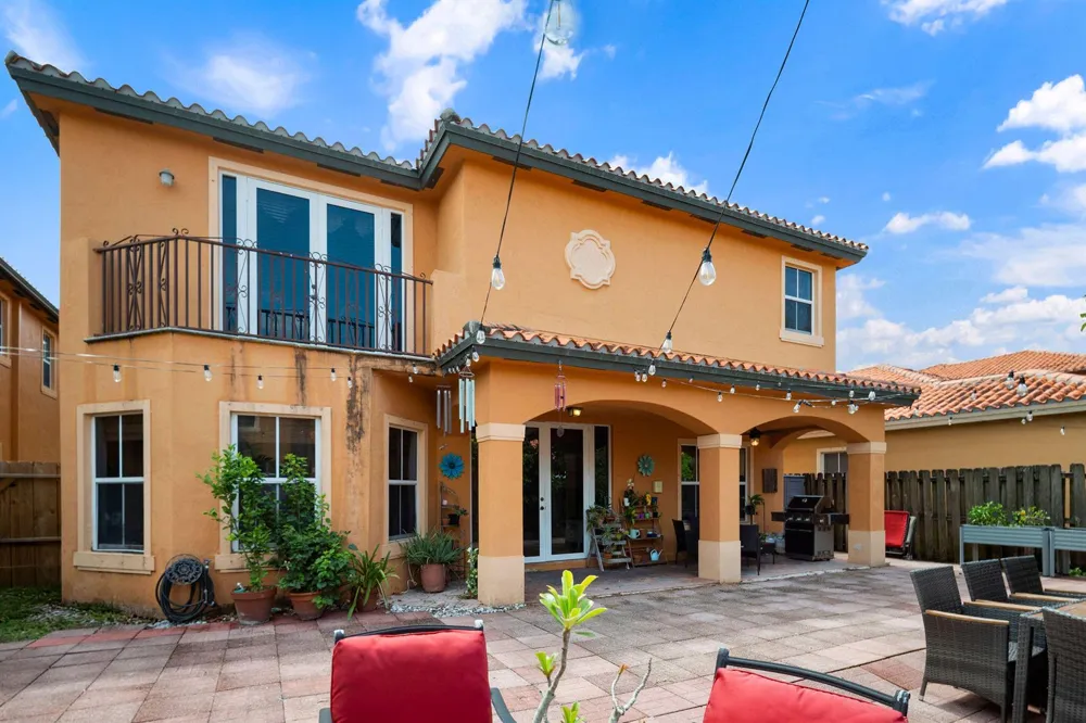 3144 SW 154th Place Miami, FL 33185