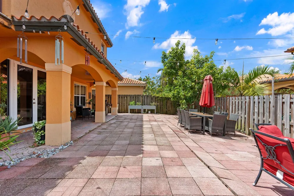 3144 SW 154th Place Miami, FL 33185