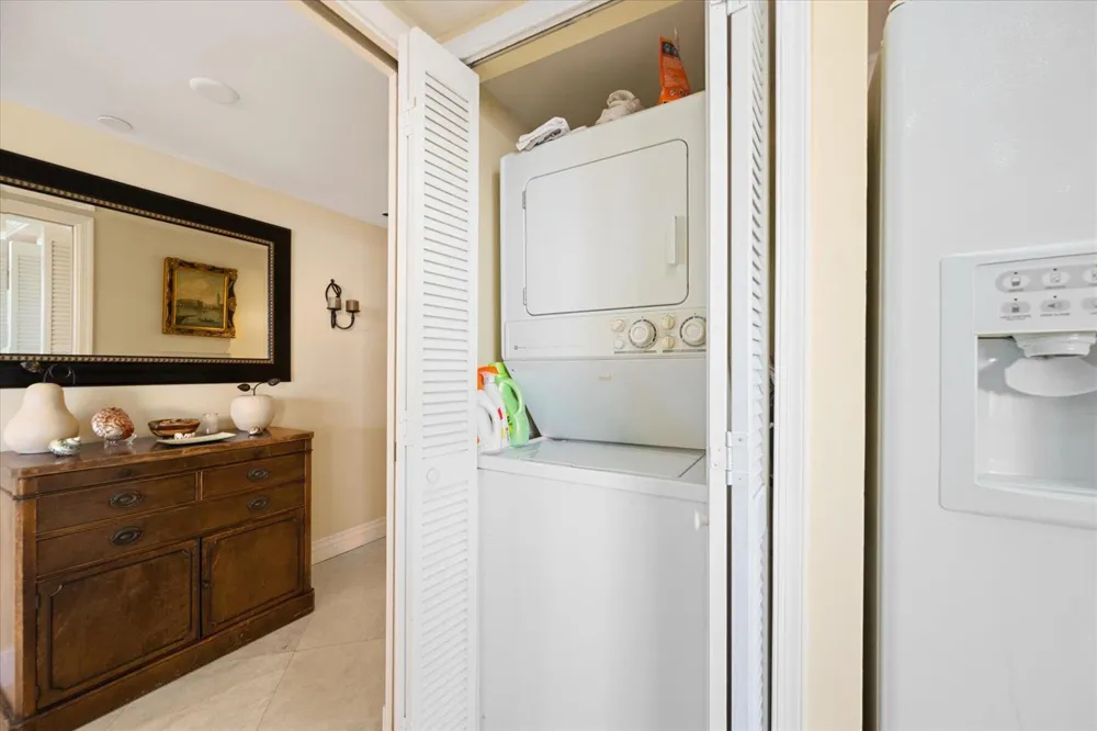 3560 S Ocean Boulevard #909 South Palm Beach, FL 33480