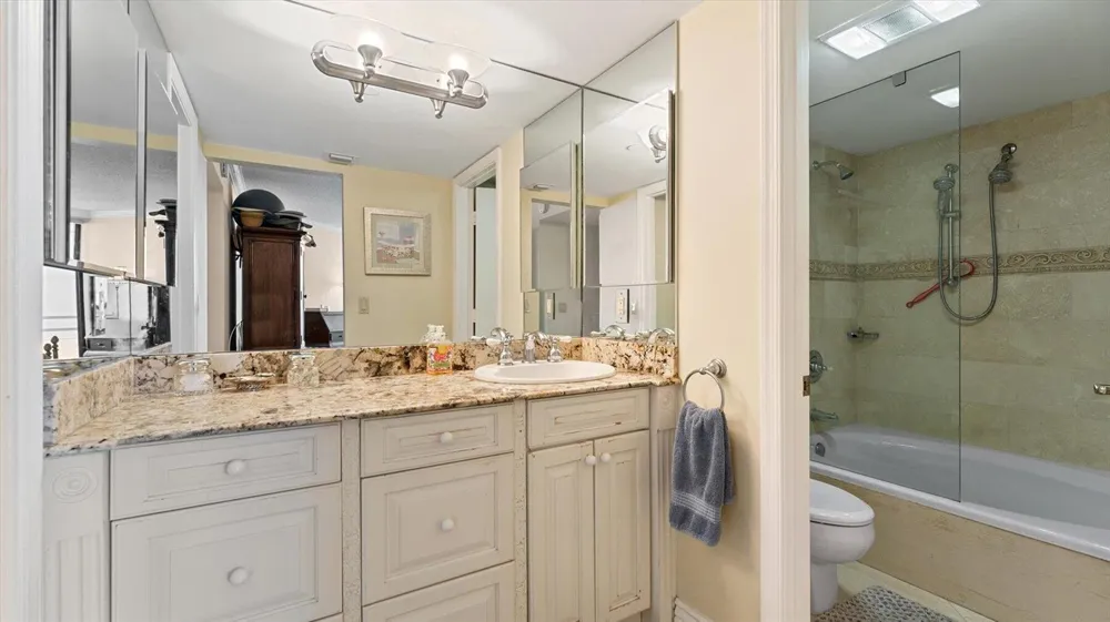 3560 S Ocean Boulevard #909 South Palm Beach, FL 33480