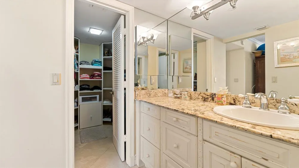 3560 S Ocean Boulevard #909 South Palm Beach, FL 33480