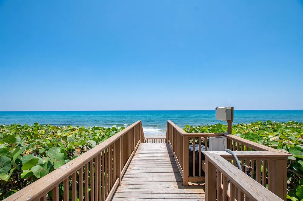 3560 S Ocean Boulevard #909 South Palm Beach, FL 33480