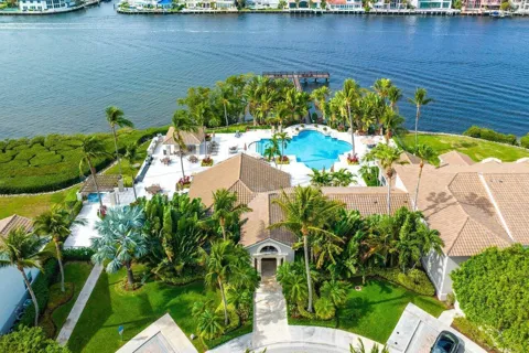 3604 S Ocean Boulevard #105