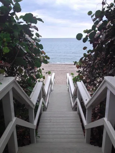 3604 S Ocean Boulevard #105 Highland Beach, FL 33487