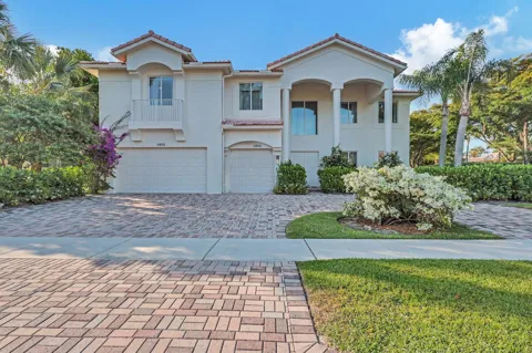 11615 Paradise Cove Lane