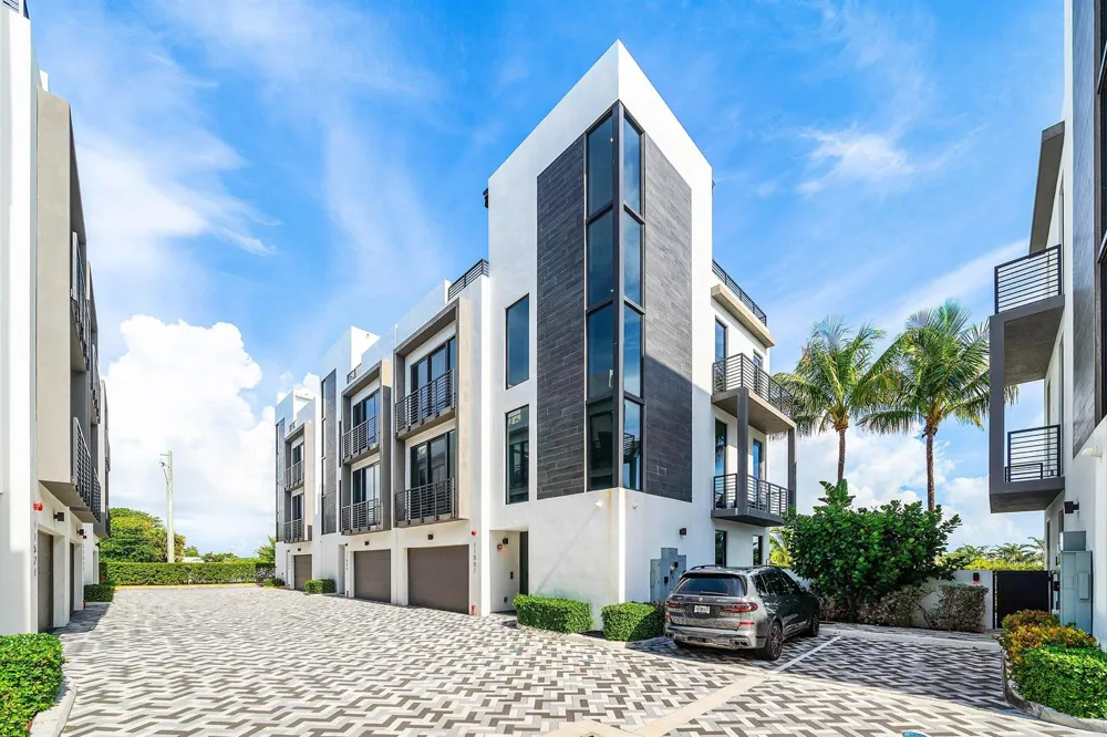 11501 Old Ocean Boulevard Ocean Ridge, FL 33435